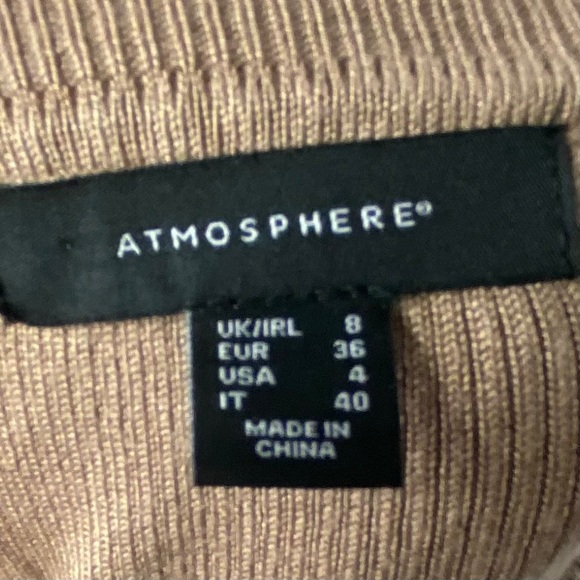 NBW Atmosphere Camel Bell Sleeve & Mock Neckline Fitted Knit Top. Size 4 - Picture 5 of 6
